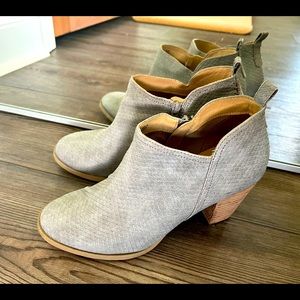 Report Brand Booties